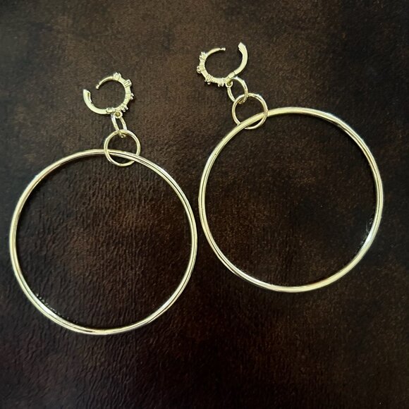 6 Pairs of Stylish Fashion & Designer Hoops - Picture 5 of 12